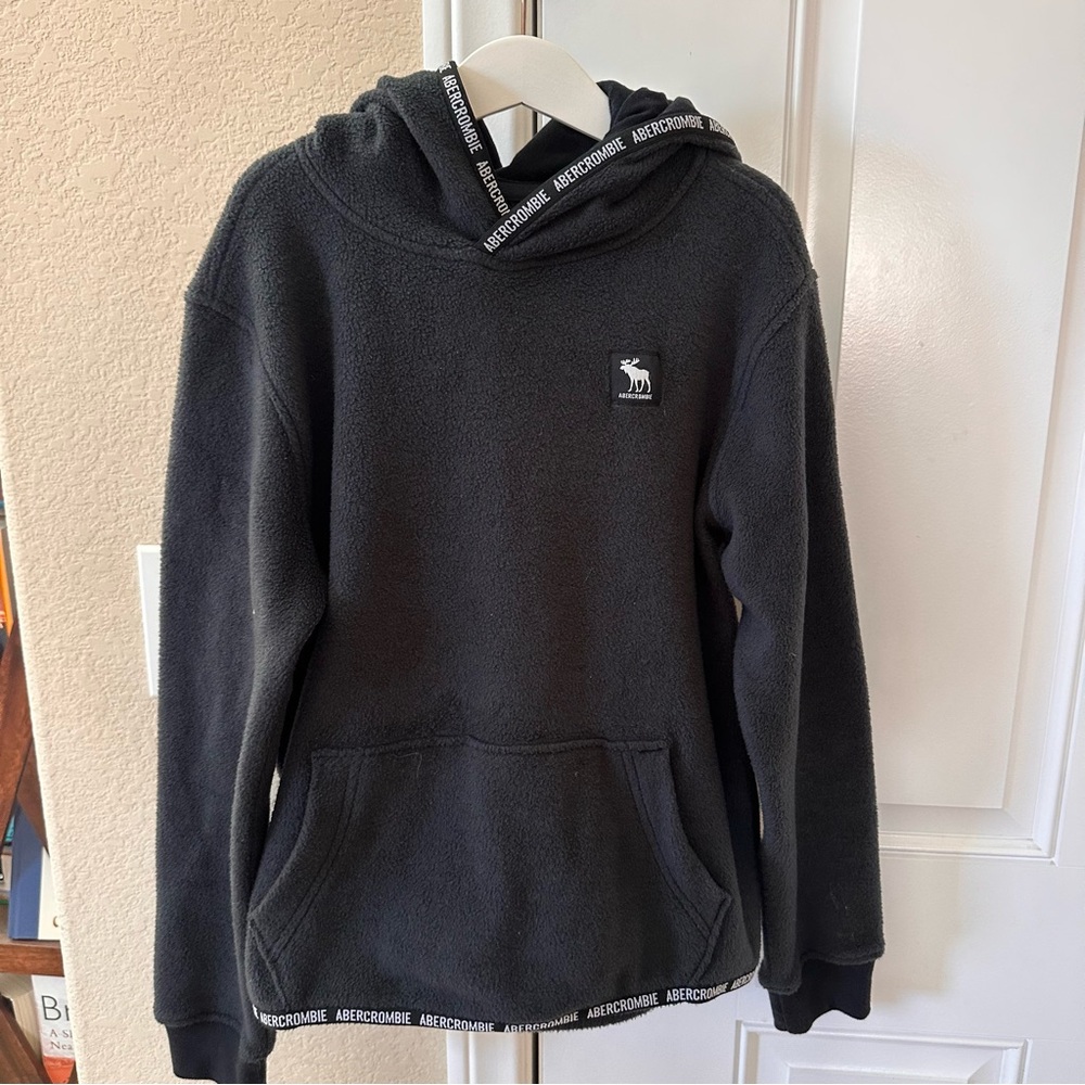 Abercrombie Kids Black Fleece Hoodie Sweatshirt size 9–10